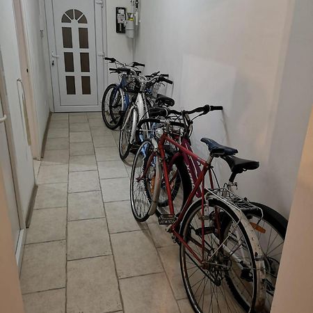 Anna 2 Bedrooms 2 Bathrooms 6 Bikes Budapest Luaran gambar